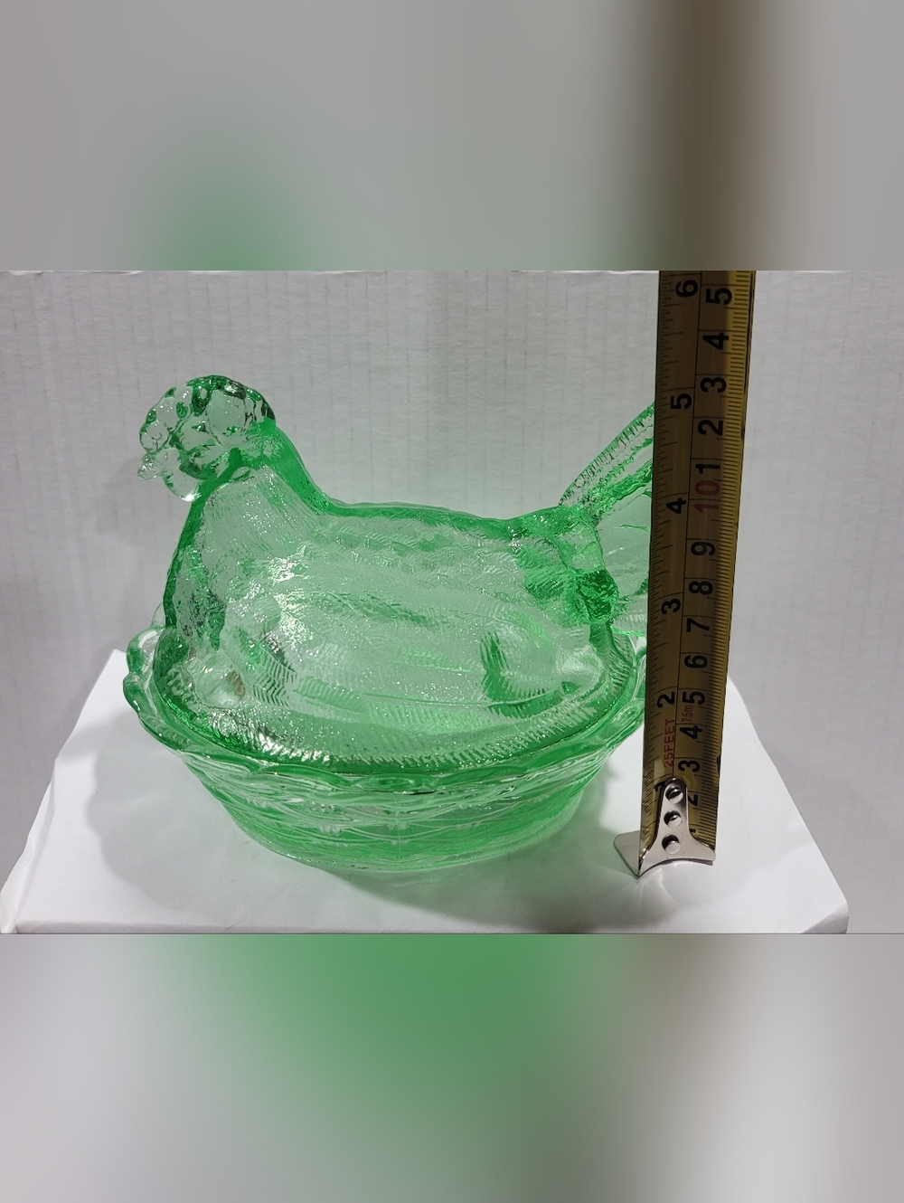 Green Glass Hen on Nest Covered Dish Vintage Style - Picture 11 of 11